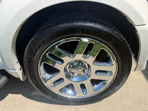 Used 2008 Dodge Nitro R/T image 23