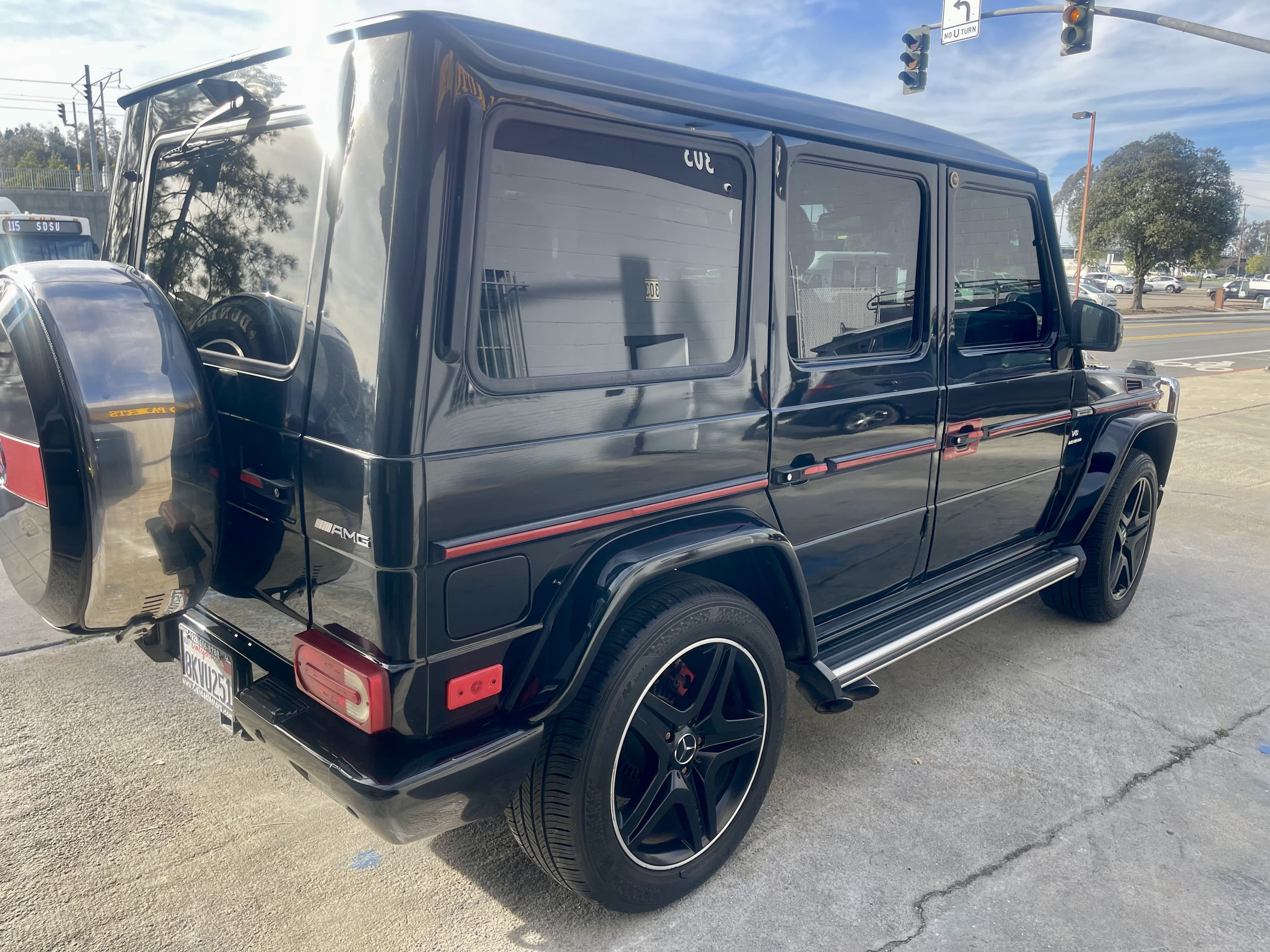 Used 2014 Mercedes-Benz G 63 AMG 4MATIC image 4