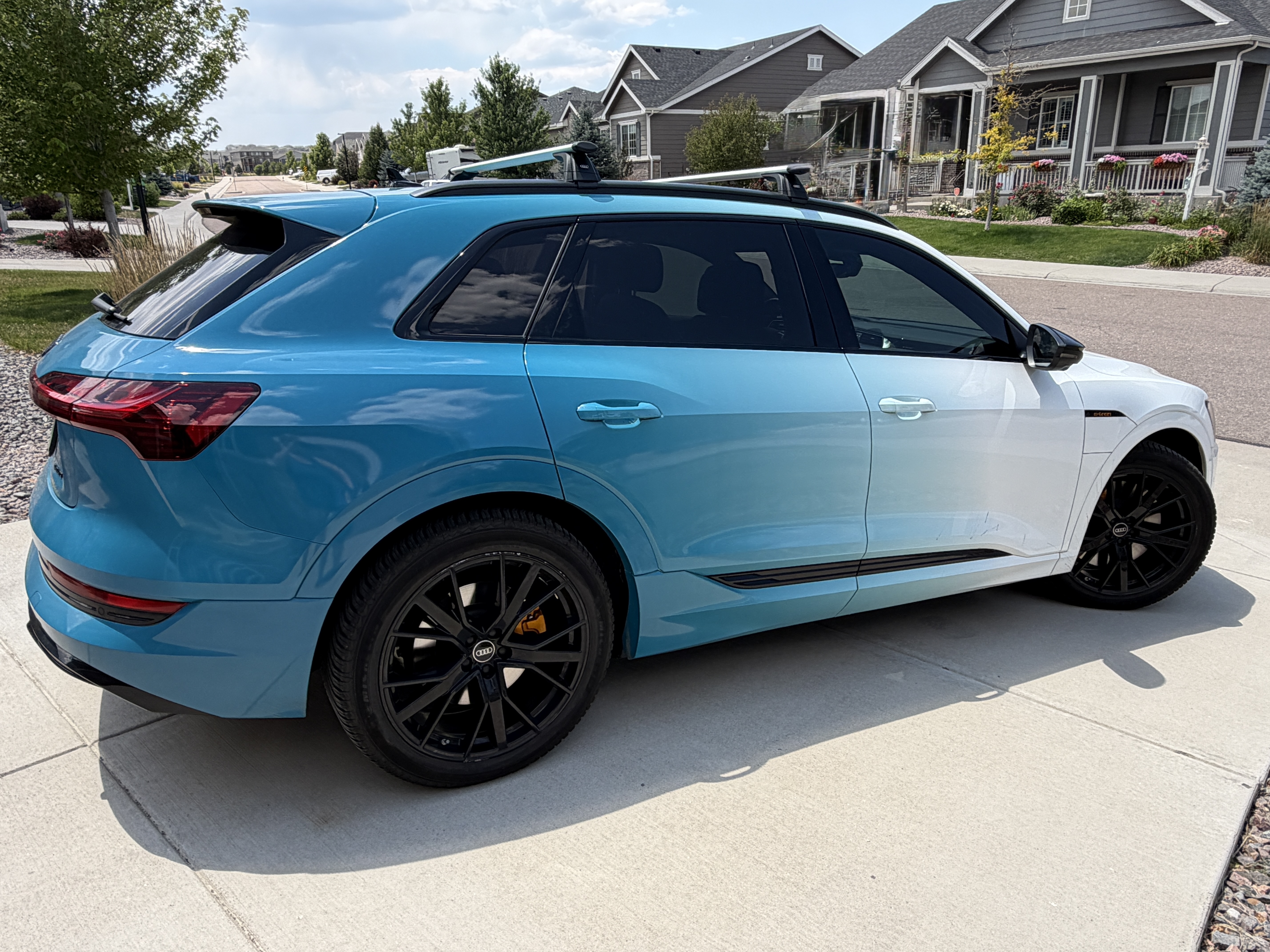 Used 2023 Audi e-tron Chronos AWD/4WD image 5