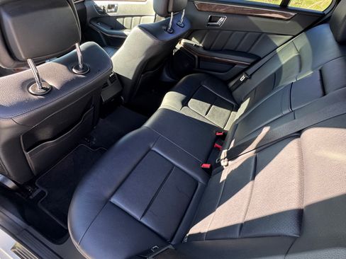 Used 2011 Mercedes-Benz E 350 4MATIC Sedan image 12