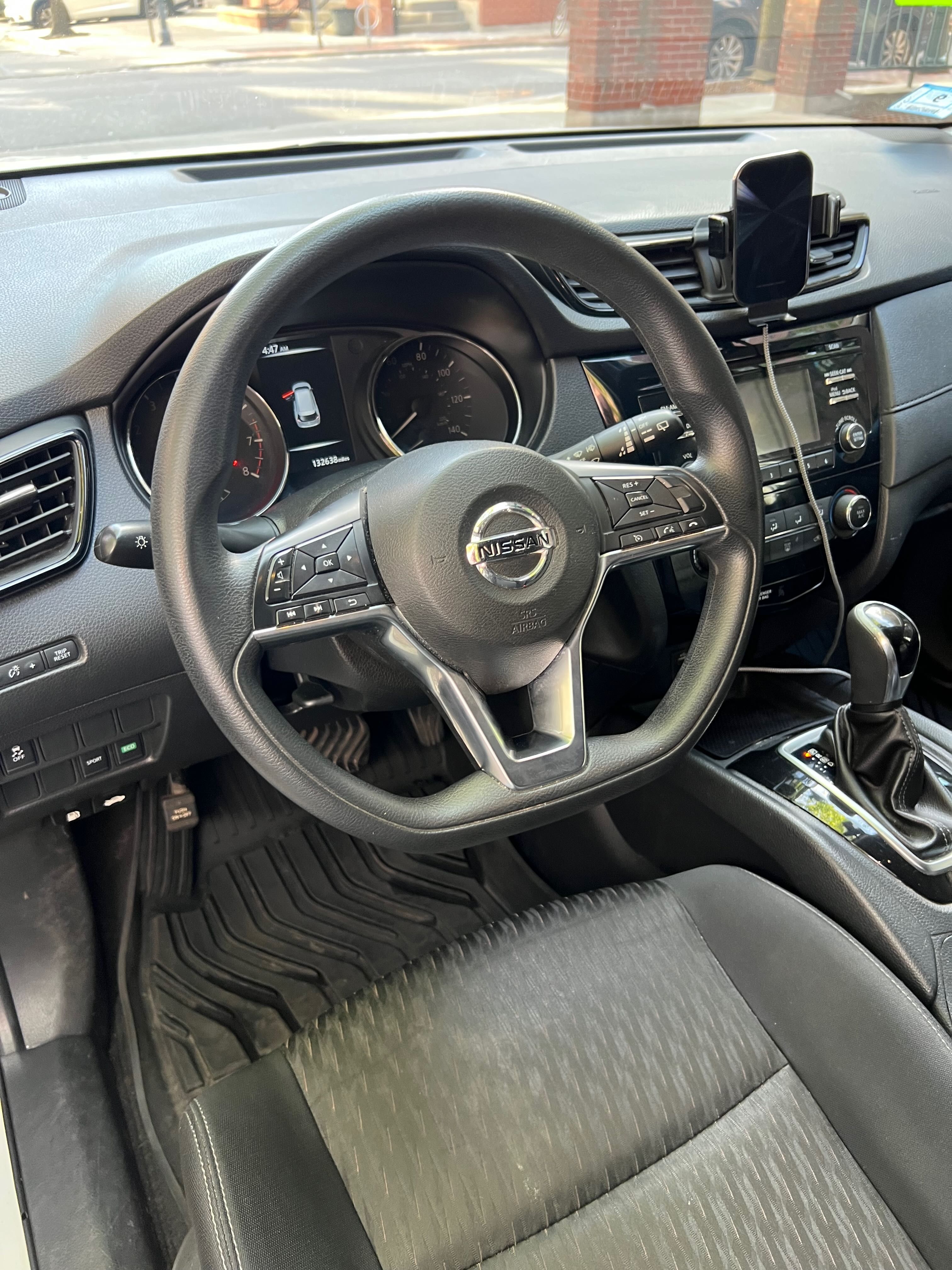 Used 2017 Nissan Rogue S FWD image 13