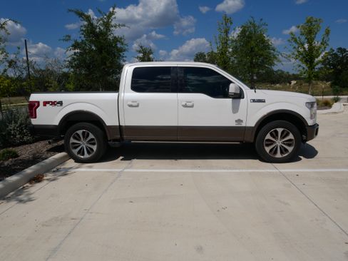 Used 2015 Ford F150 King Ranch w/ Equipment Group 601A Luxury image 5