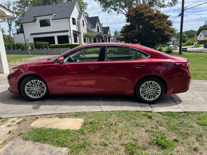 Used 2014 Lexus ES 350 w/ Luxury Package