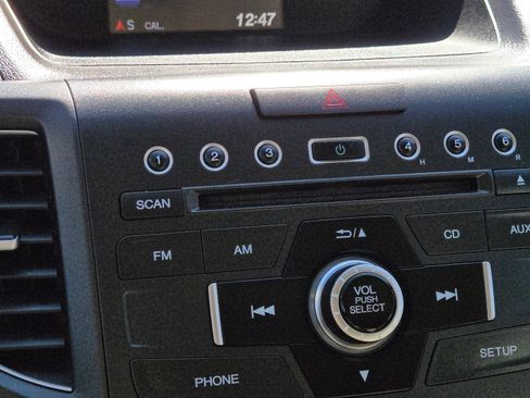 Used 2014 Honda CR-V EX image 2