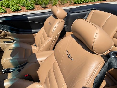 Used 1994 Ford Mustang GT image 18