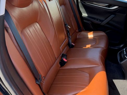 Used 2015 Maserati Ghibli image 9