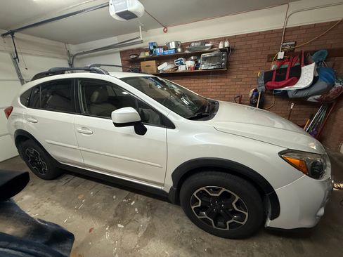 Used 2013 Subaru Crosstrek 2.0i Limited w/ Popular Pkg 2 image 2