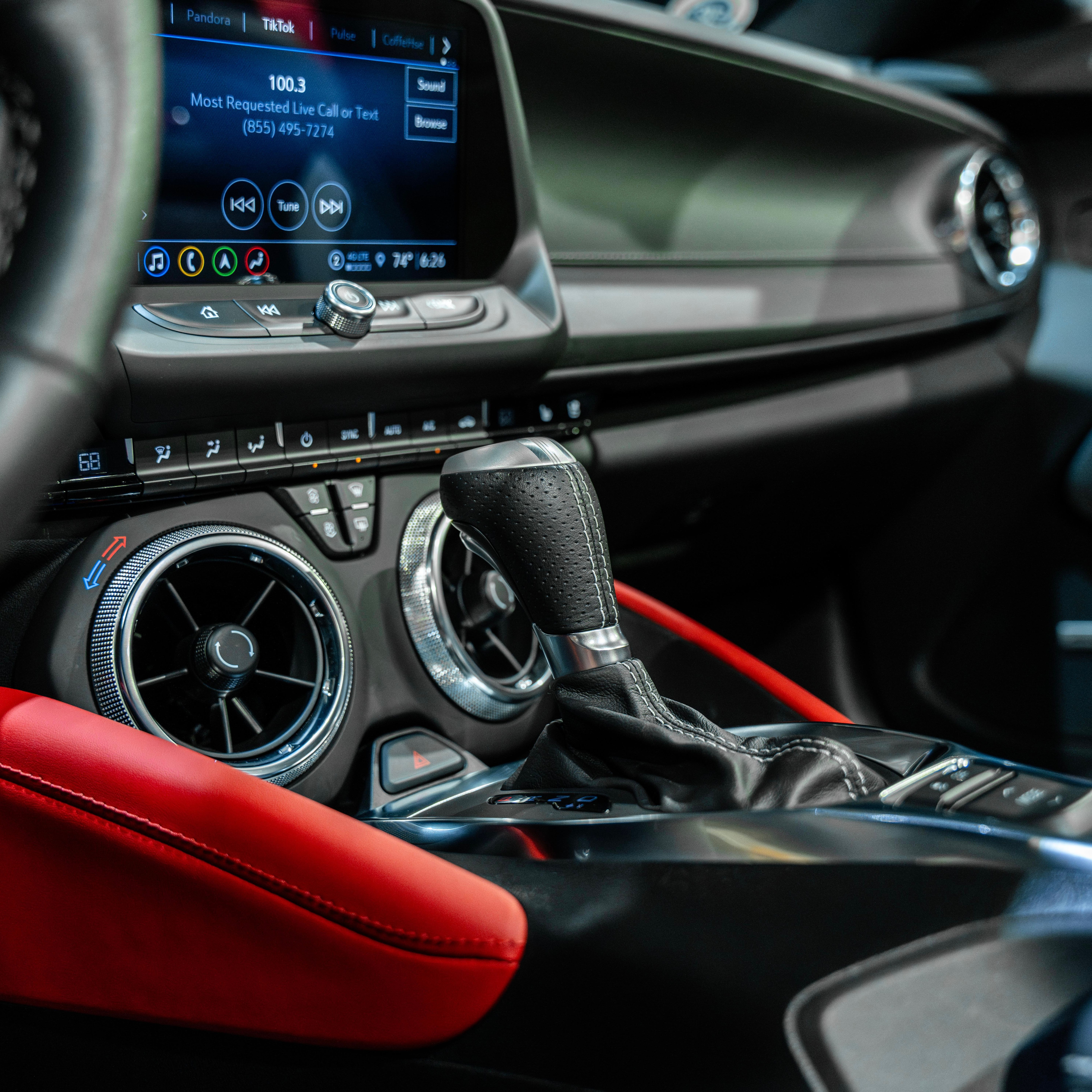 Used 2023 Chevrolet Camaro SS RWD image 13