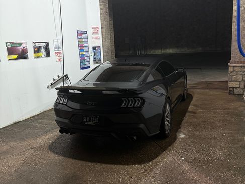 Used 2024 Ford Mustang GT Premium RWD image 5