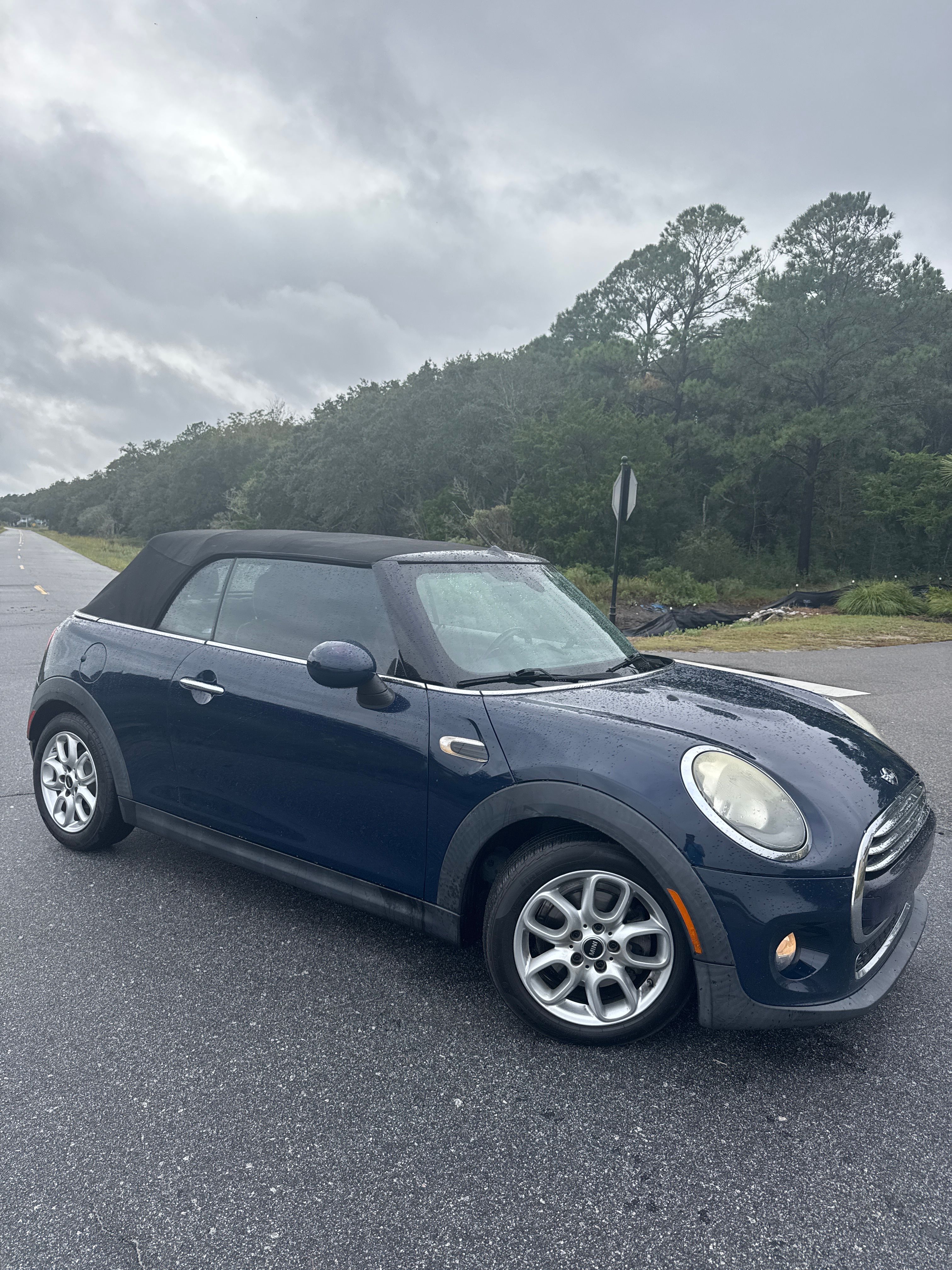 Used 2017 MINI Cooper Convertible FWD image 6