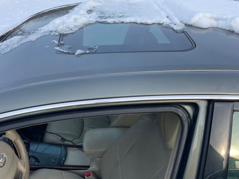 Used 2012 Toyota Avalon Limited image 4