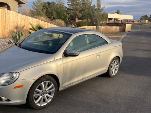 Used 2009 Volkswagen Eos Komfort image 6