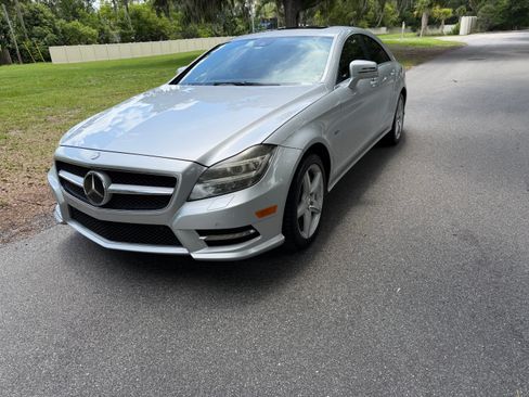 Used 2012 Mercedes-Benz CLS 550 image 4