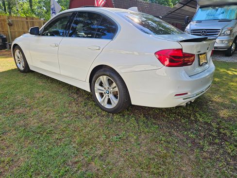 Used 2016 BMW 328i xDrive Sedan AWD/4WD image 1