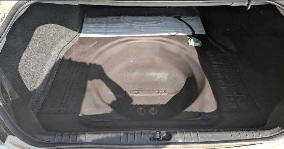 Used 2013 Chevrolet Impala LT w/ LT Sunroof Package FWD image 13