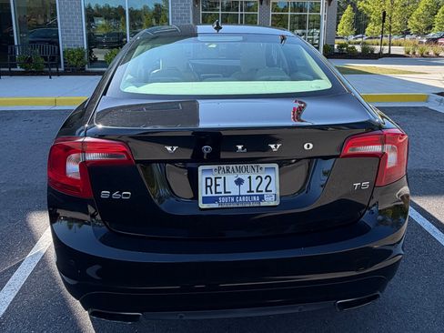 Used 2015 Volvo S60 T5 Premier FWD image 2