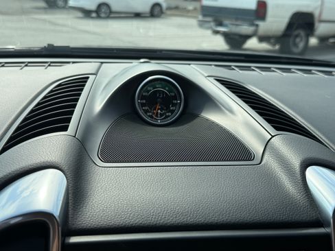 Used 2012 Porsche Cayenne S image 19