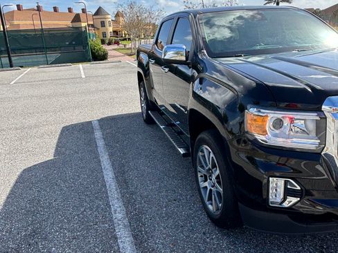 Used 2021 GMC Canyon Denali image 1