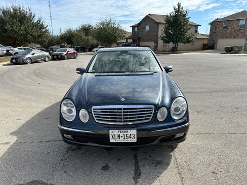 Used 2006 Mercedes-Benz E 350 E 350 Sedan 4D image 4