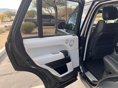 Used 2014 Land Rover Range Rover Supercharged image 18