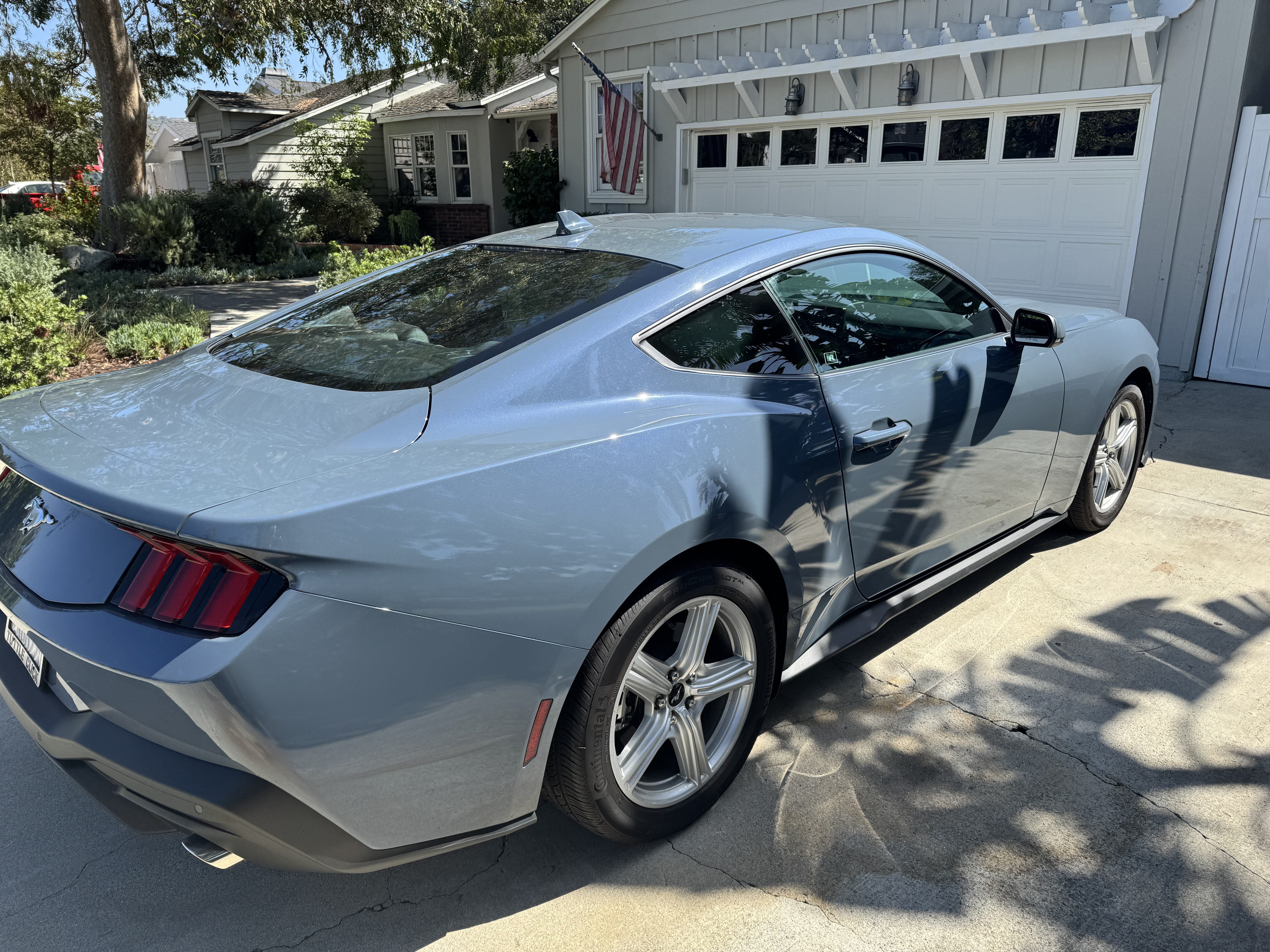 Used 2026 Ford Mustang Coupe RWD image 6