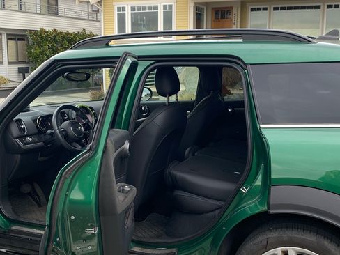 Used 2023 MINI Cooper Countryman SE w/ Storage Package image 12