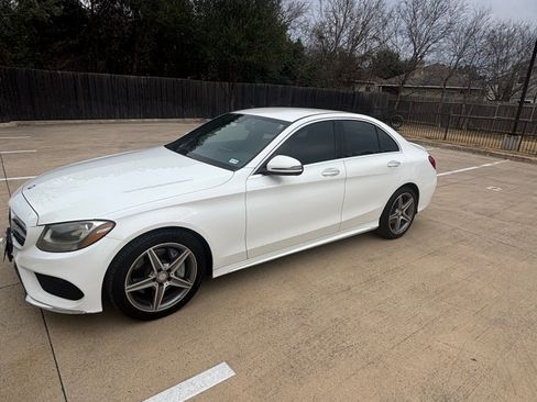 Used 2016 Mercedes-Benz C 300 Sedan image 12