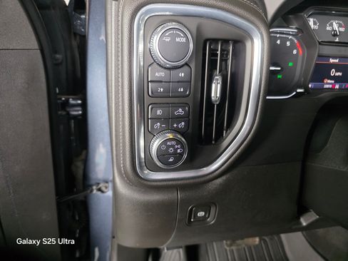 Used 2022 GMC Sierra 1500 SLT image 30