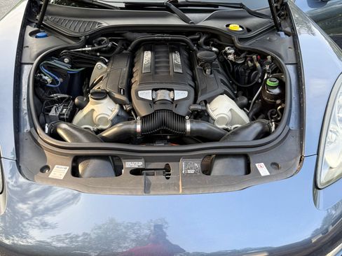 Used 2011 Porsche Panamera Turbo image 8