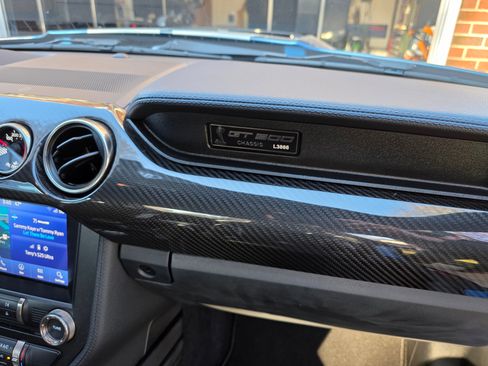 Used 2020 Ford Mustang Shelby GT500 w/ Carbon Fiber Track Pack image 6