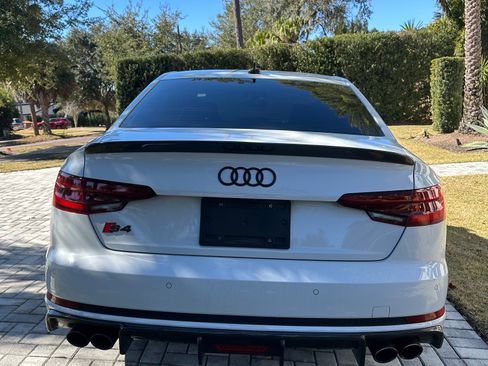 Used 2018 Audi S4 Premium Plus w/ Navigation Package image 4
