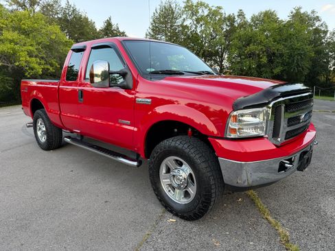 Used 2007 Ford F250 Lariat AWD/4WD image 5