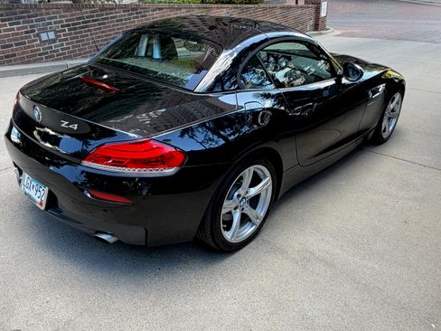 Used 2016 BMW Z4 sDrive35i RWD image 6