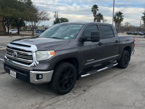 Used 2016 Toyota Tundra SR5 image 12
