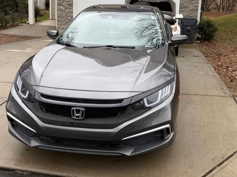 Used 2020 Honda Civic LX image 4