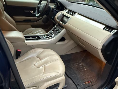 Used 2013 Land Rover Range Rover Evoque Pure Plus image 8