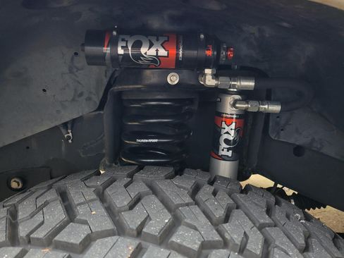 Used 2018 RAM 2500 SLT image 5