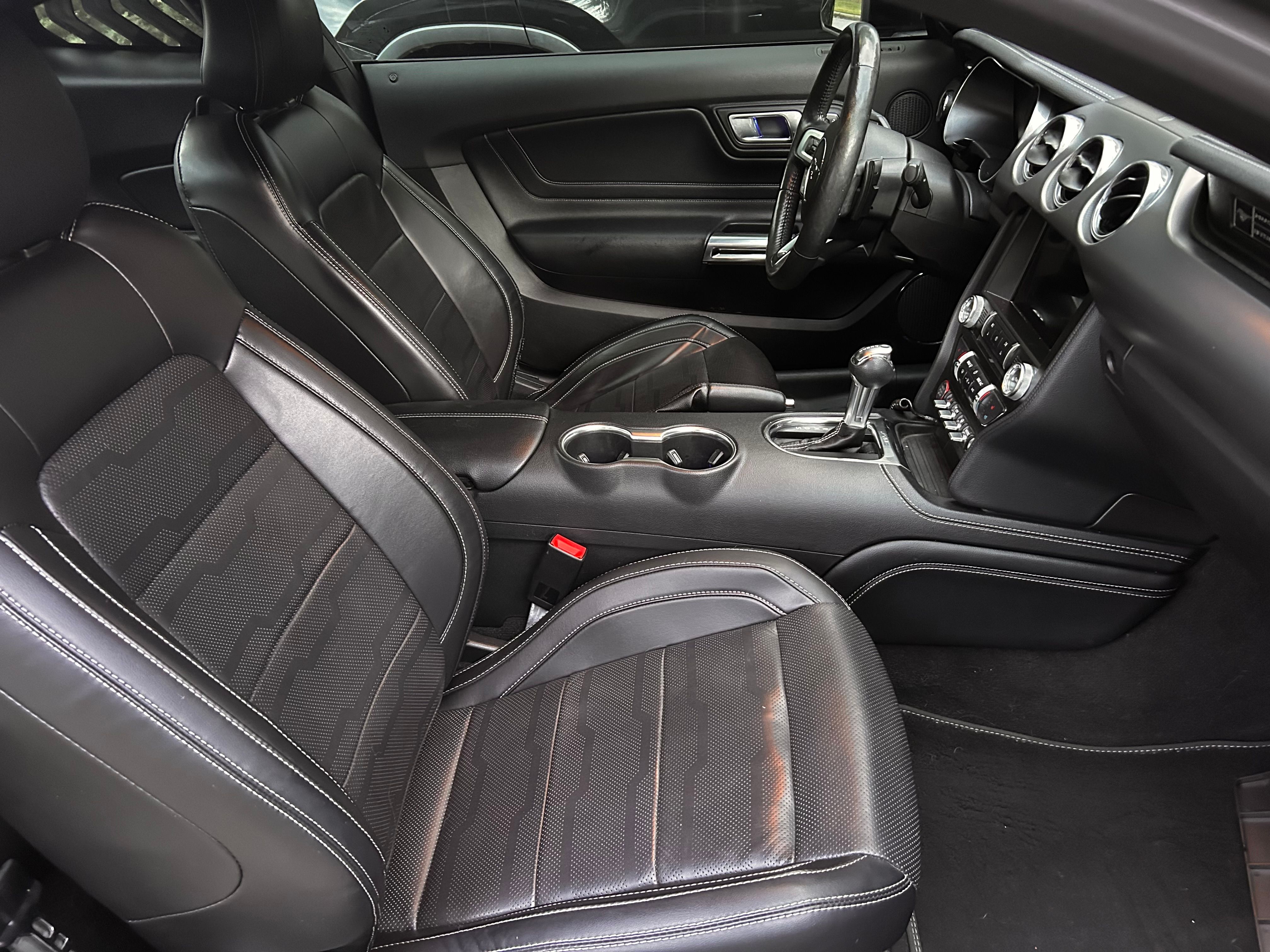 Used 2020 Ford Mustang GT Premium w/ Equipment Group 401A RWD image 14