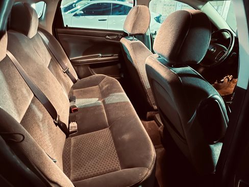 Used 2014 Chevrolet Impala Limited LS image 6