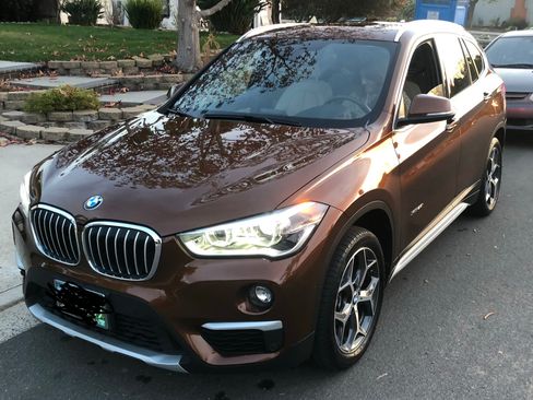 Used 2016 BMW X1 xDrive28i AWD/4WD image 6