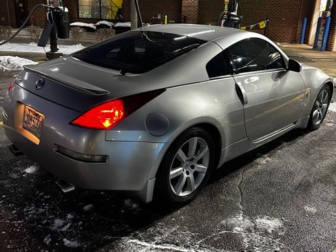 Used 2003 Nissan 350Z Touring image 9