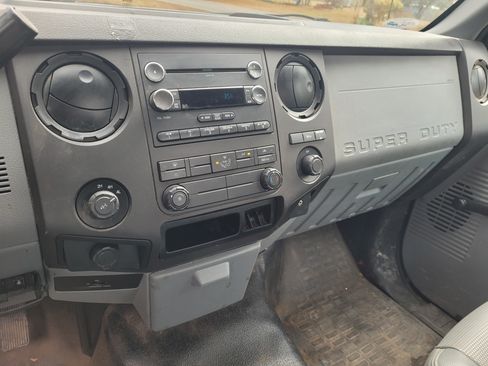 Used 2014 Ford F350 XL image 12