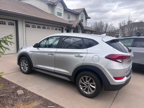 Used 2018 Hyundai Tucson SEL image 1