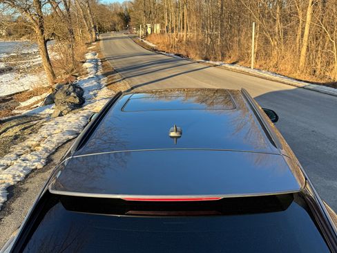 Used 2019 Audi Q8 Premium Plus w/ Premium Plus image 14