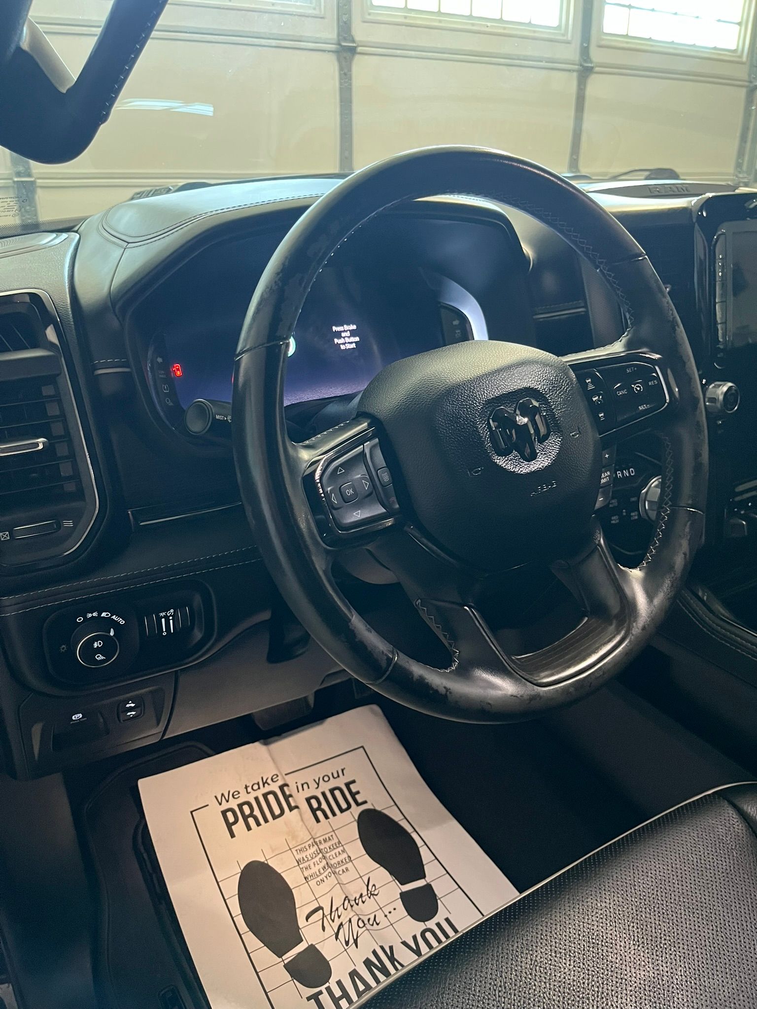 Used 2023 RAM 1500 Limited AWD/4WD image 15