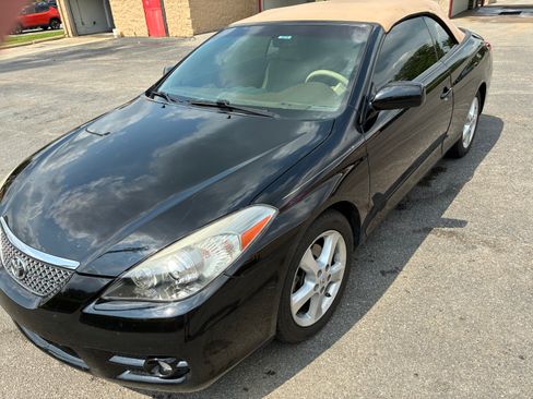 Used 2008 Toyota Solara SLE FWD image 2