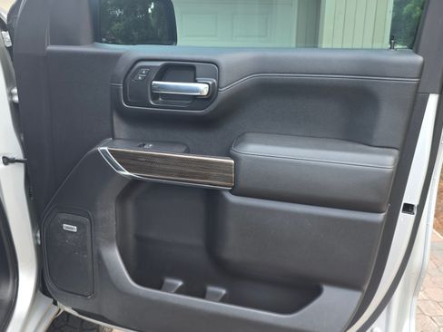 Used 2021 Chevrolet Silverado 1500 RST AWD/4WD image 18