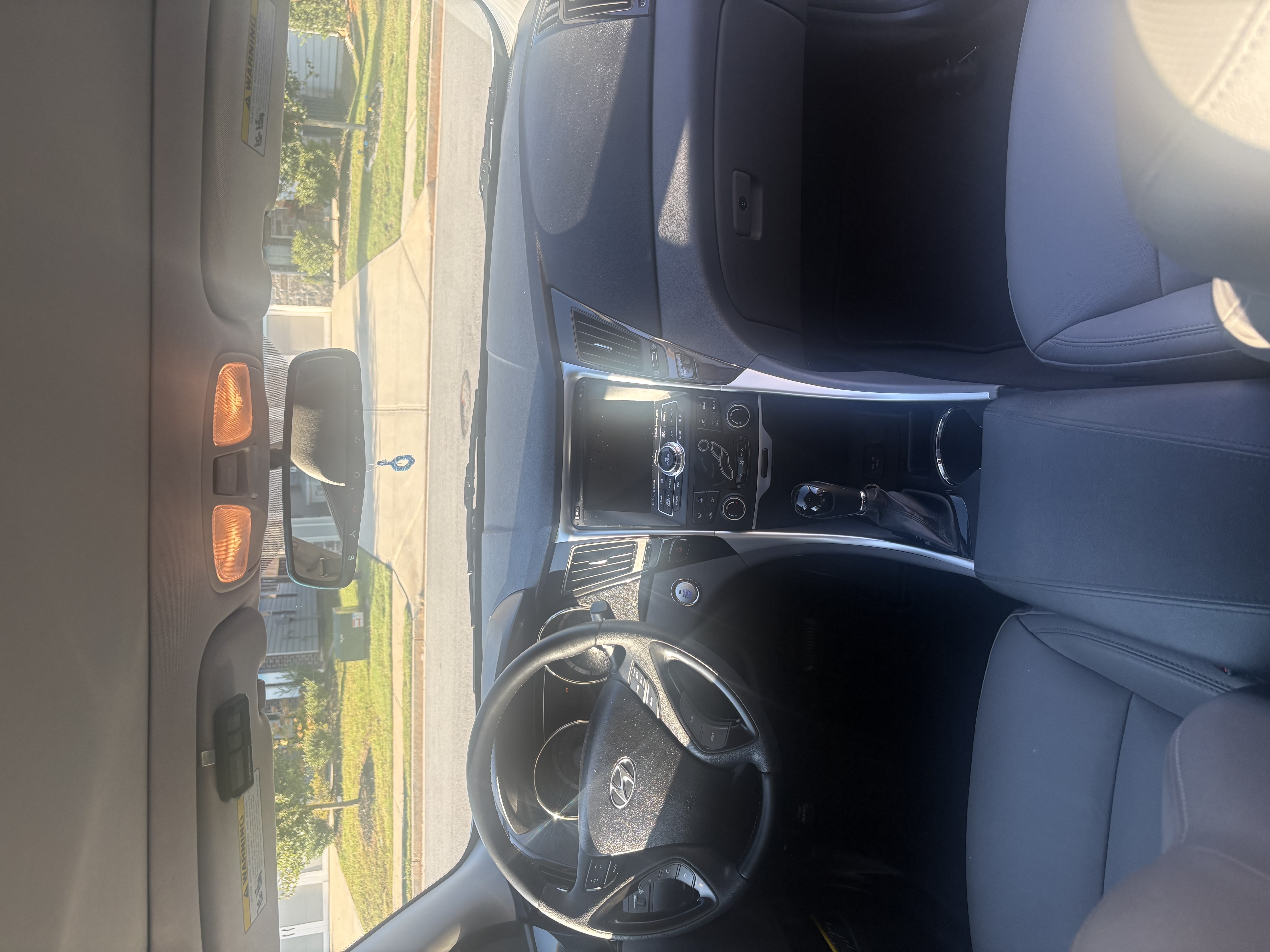 Used 2012 Hyundai Sonata Limited w/ Navigation Pkg FWD image 18