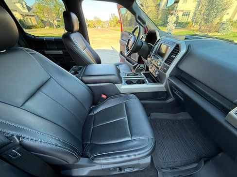 Used 2020 Ford F150 Lariat w/ Equipment Group 502A Luxury image 17