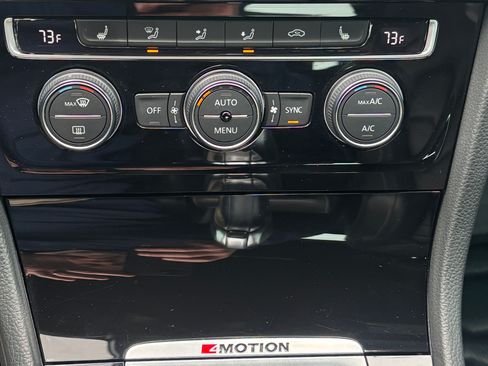 Used 2017 Volkswagen Golf Hatchback Sedan 4D image 22